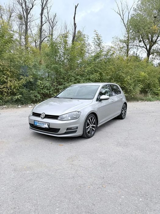 Volkswagen Golf Unic proprietar,discuri ,placute noi,foarte ingrijita