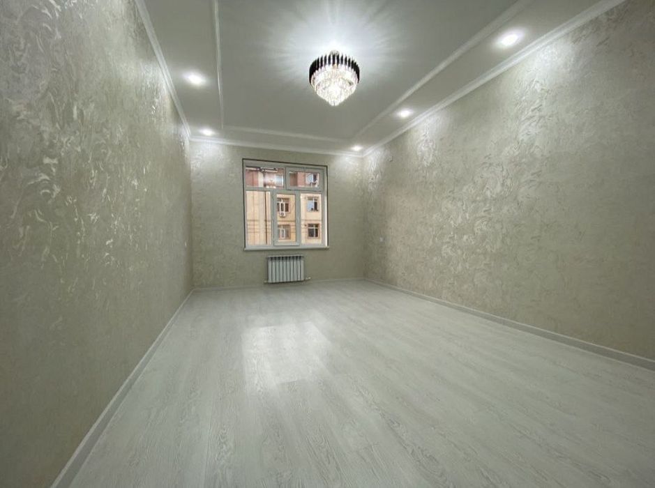 Яшнабад ЖК Азиа Хаус срочно продается квартира  3/6/8  86м2