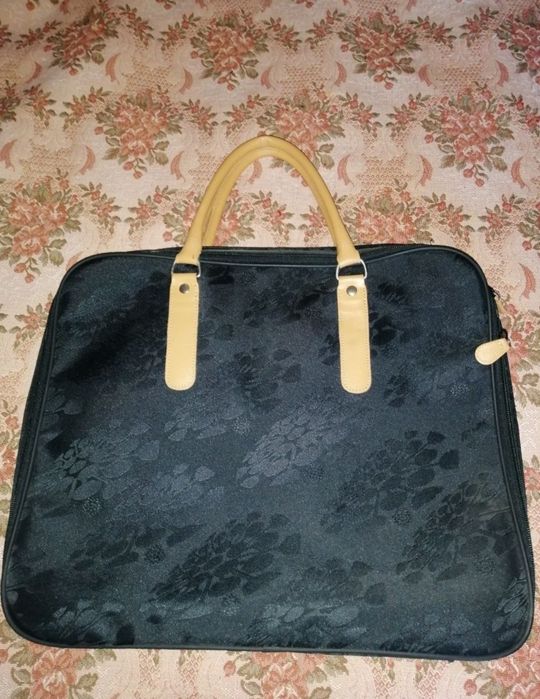 ,, Чанти за лаптоп,,