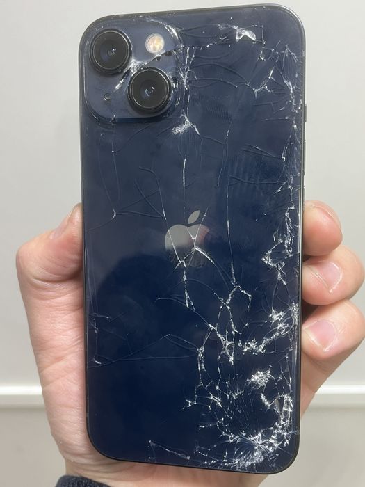 Айфон 13 сатылады