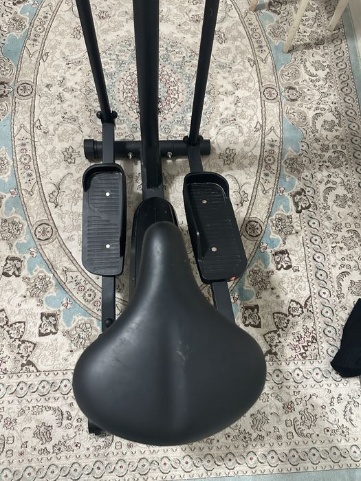 Эллипс тренажер в хорошем состоянии