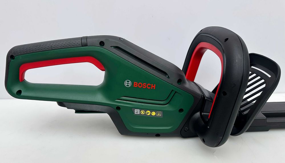 Bosch Universal HedgeCut 18V-55 - Безчетков храсторез 18V като нов!