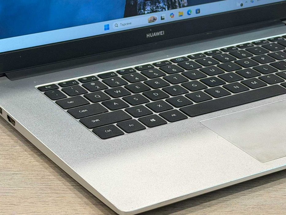 Huawei MateBook D15 – Ryzen 7