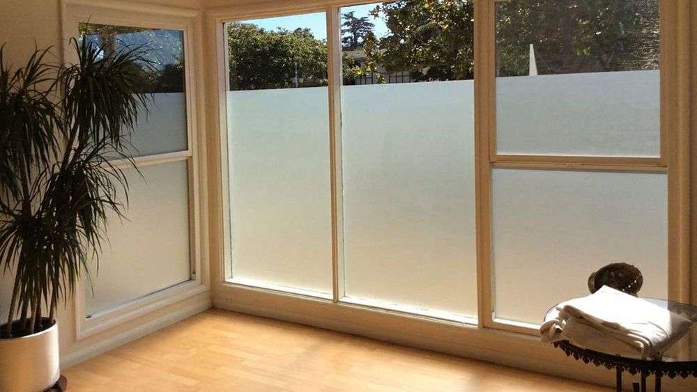 Матовая плёнка для окна