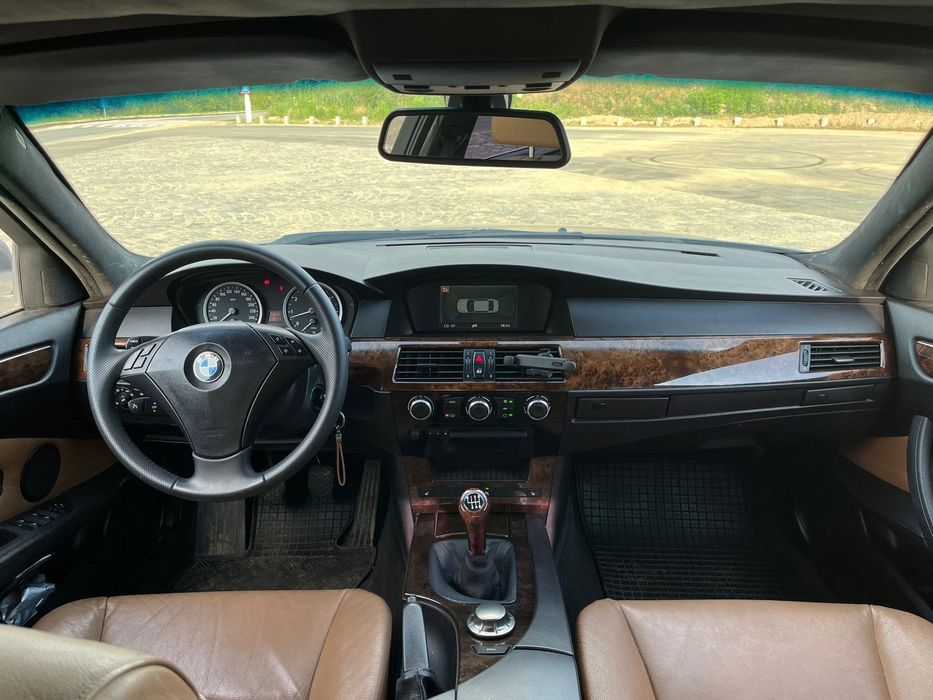 BMW Seria 5 BMW Seria 5 E60 M54 cutie manuala interior crem mahon