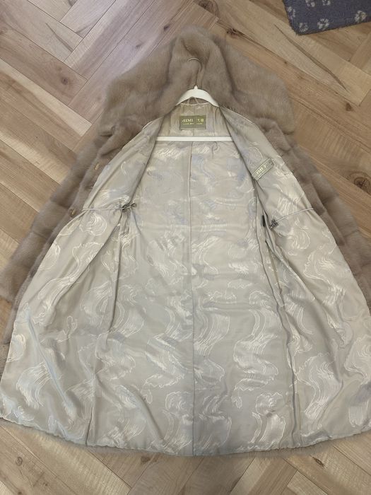 Продам норковую шубу