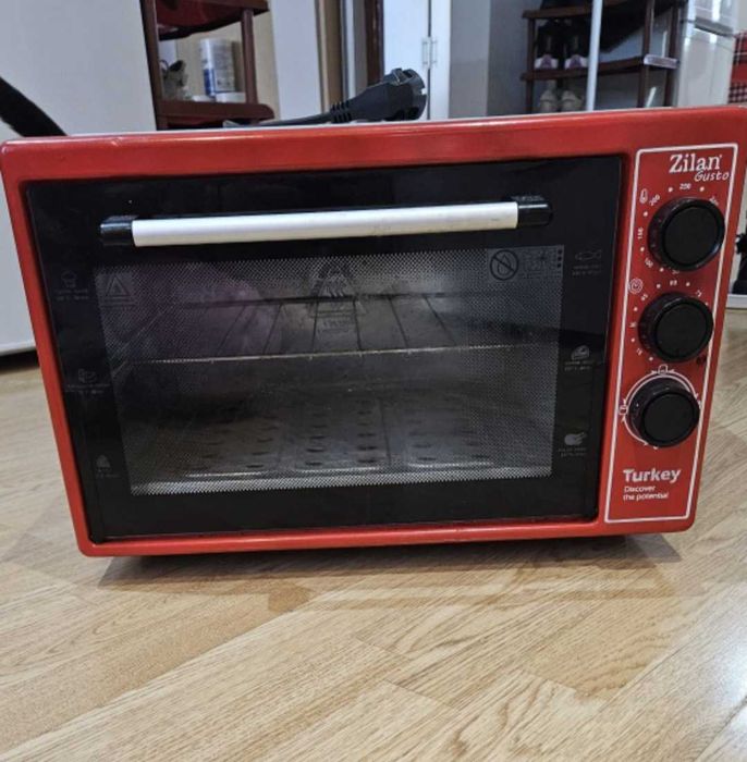 Vand cuptor electric