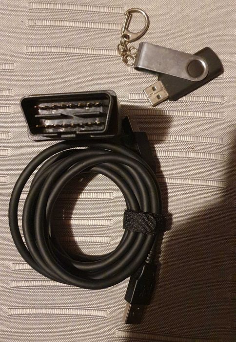 Vând diagnoză VCDS cu VIN nelimitat + stick cu codări