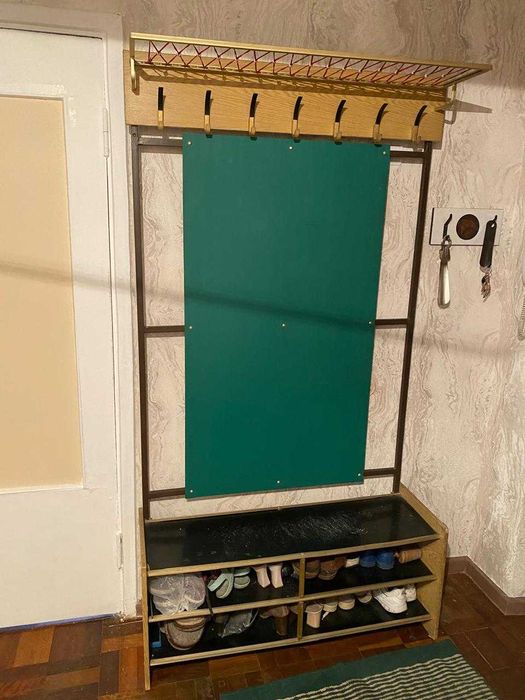 Прихожая - вешалка с полками, б/у, 104 см*36 см*195 см