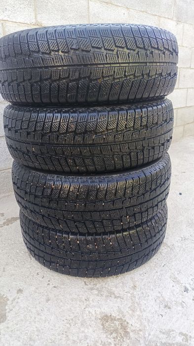 Шины 215/60/R16 Hilo Arctic