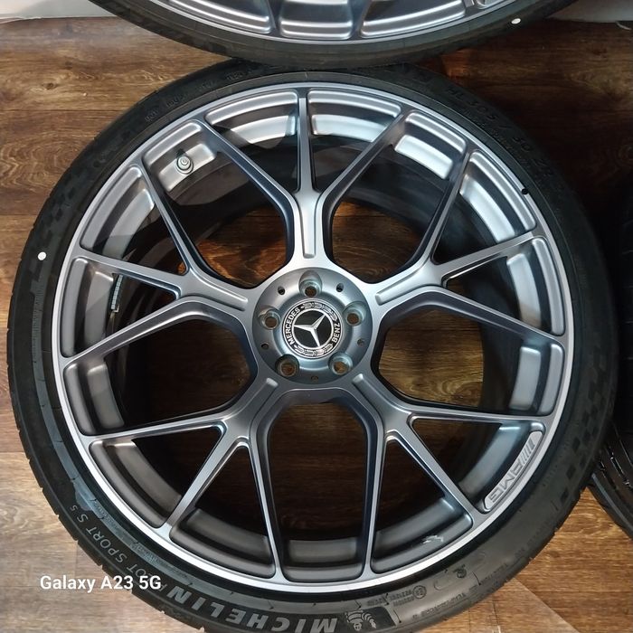 Jante Mercedes AMG GT pe 21 AMG