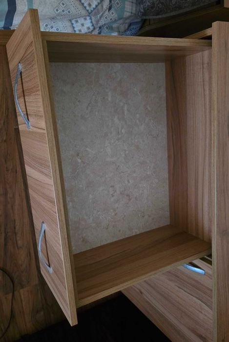 Масивен скрин шкаф комод