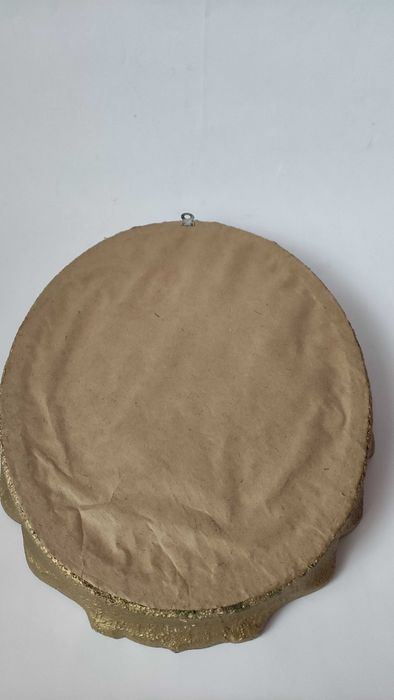 Овален гоблен в барокова рамка остъклен