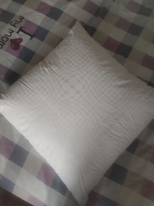 Продам новую подушку