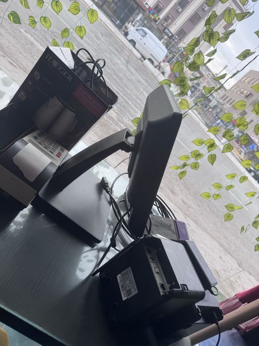 Monoblok hamma narsasi bilan