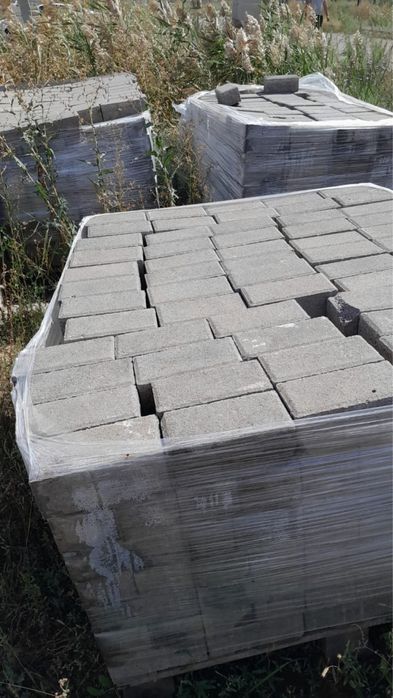 Продам брусчатку кв м 2500 т