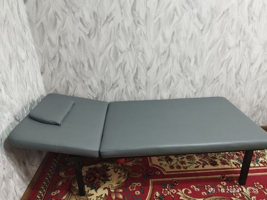 Кушетка , массажный стол