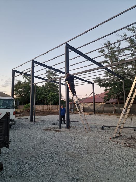 Vand hale metalice asiguram si montaj lucrăm fără avans