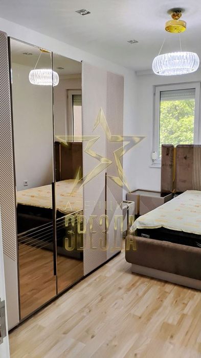 **Апартамент с три стаи в сърцето на града!**