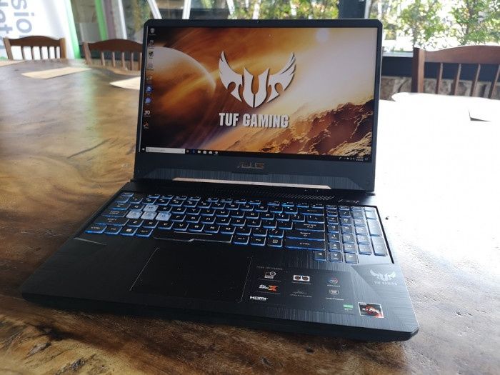 Laptopul Asus Tuf Gaming FX505GT