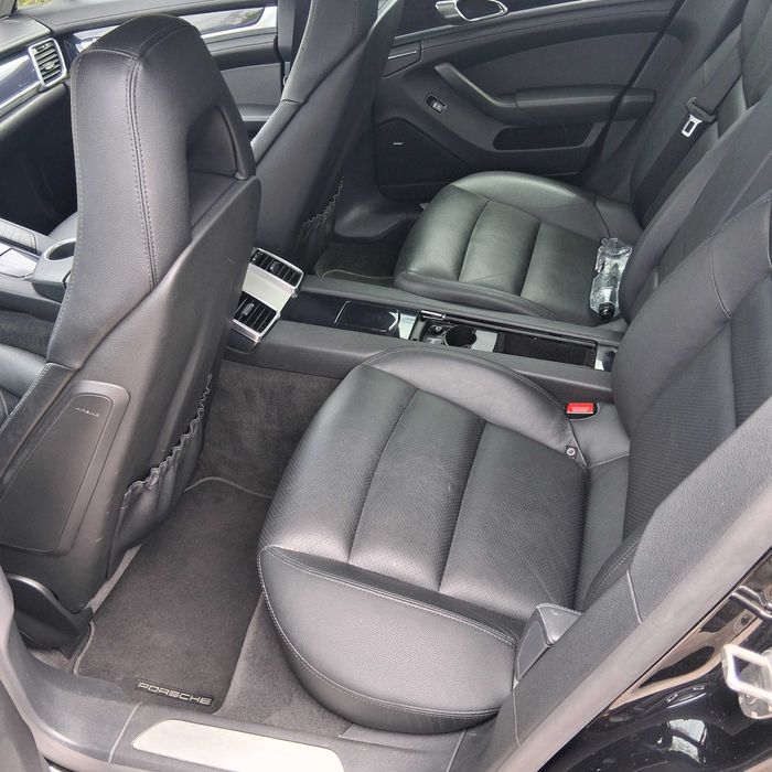 Vand Porsche Panamera !