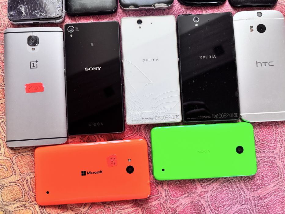 Всички общо!Samsung,Sony,Nokia!Телефони за части!