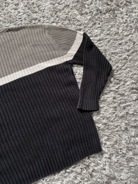 pulover mcneal barbatesc