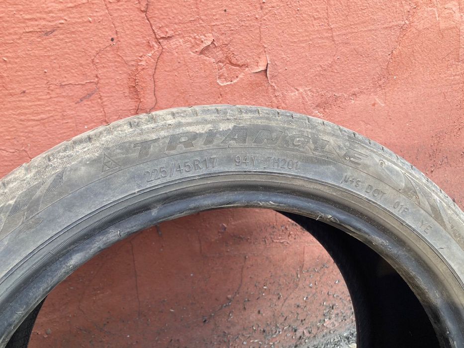 Шины летние, без парезов и шишок