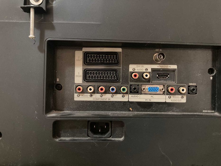 Телевизор - самсунг 40 инча. за части