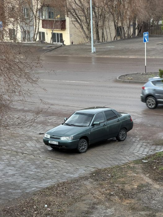 Продаю машину  Ваз 2110