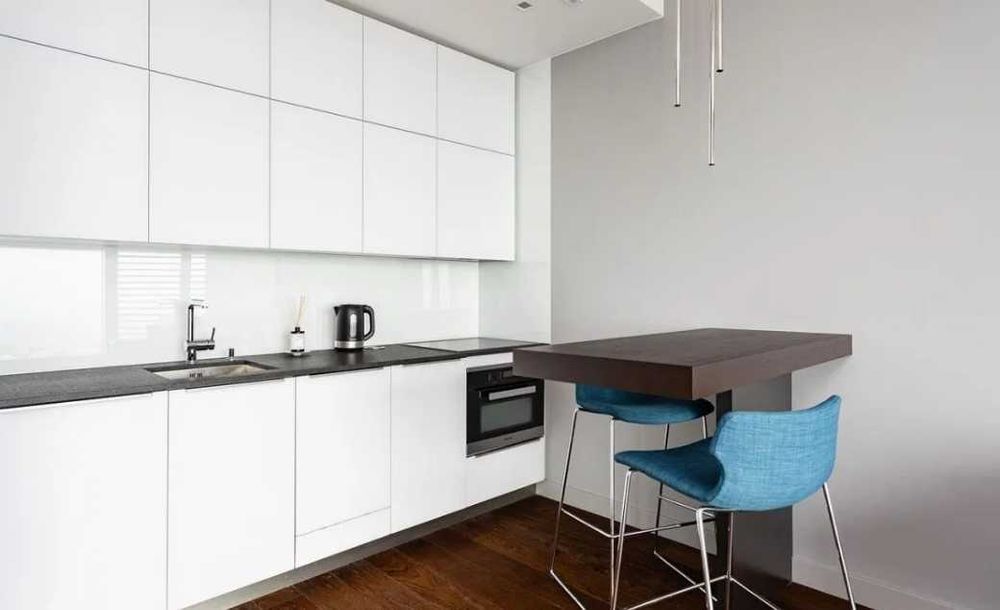 Дава се под наем Двустаен апартамент в Пловдив, Център - 65 кв.м за 280.5 € - Снимка #2