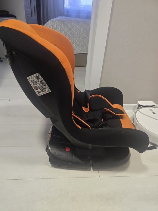 Продам автокресло.