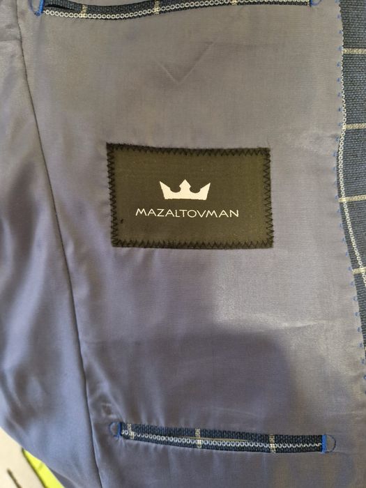 Костюм мужской тройка