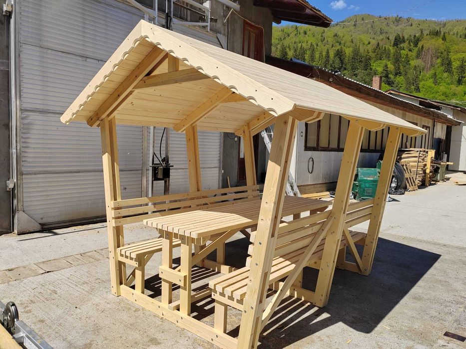 Foisor din lemn pentru gradina, curte