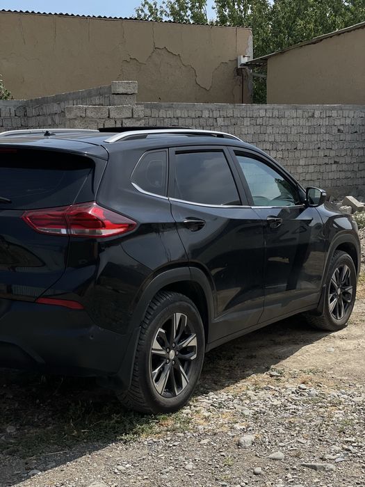 Tracker 2 premier 2021-yil