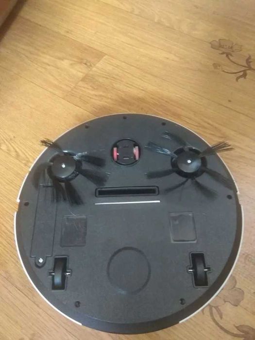продам робот пылесос