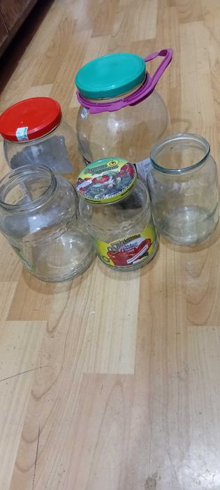 Продам банки стеклянные 0,5 - 0,9 - 1 - 2 литра