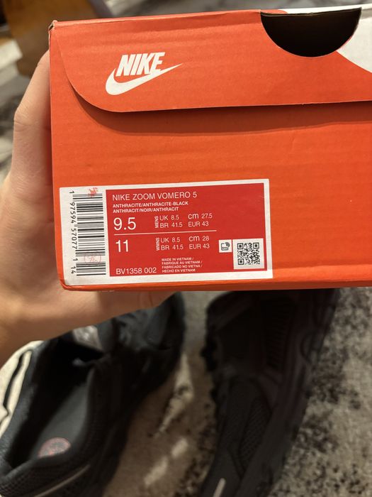 Nike Vomero 5 - marime 43