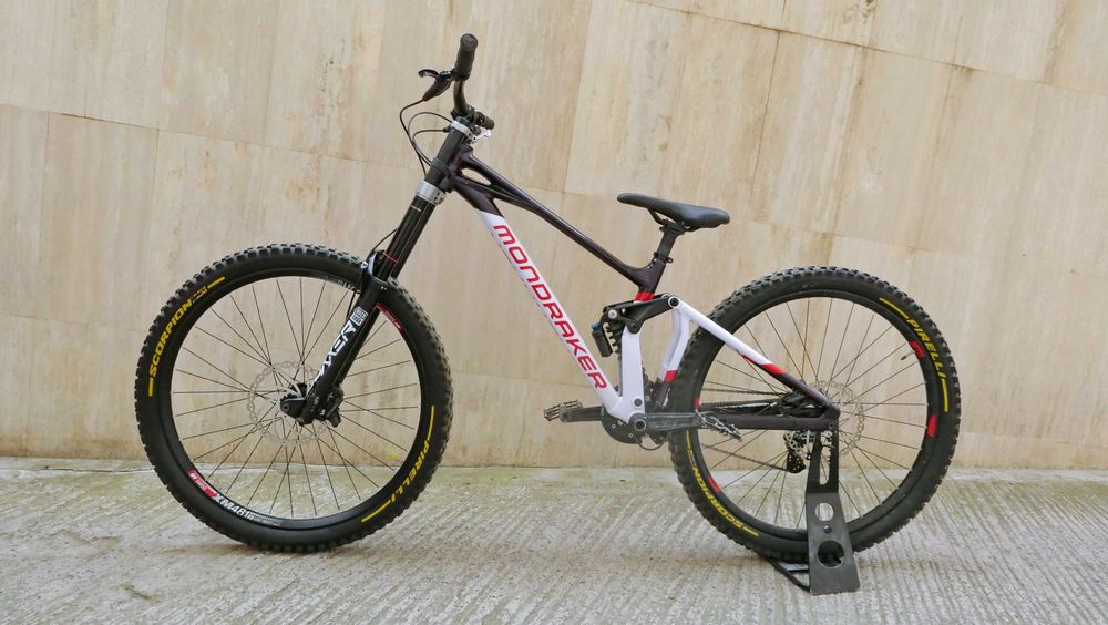 Mondraker Summum 29, DH, S, 29 цола, BoXXer Select 200 мм, FOX Van RC, Shimano Saint, SRAM Code R