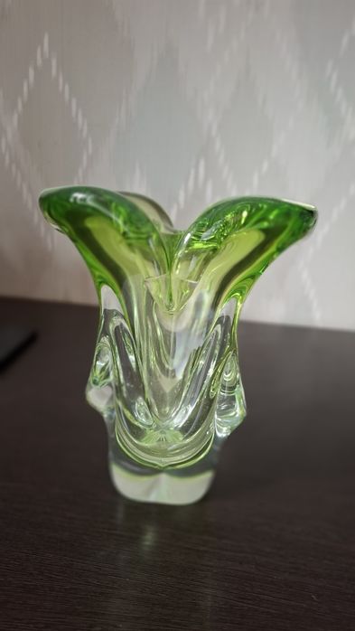 Ваза  из чешского стекла