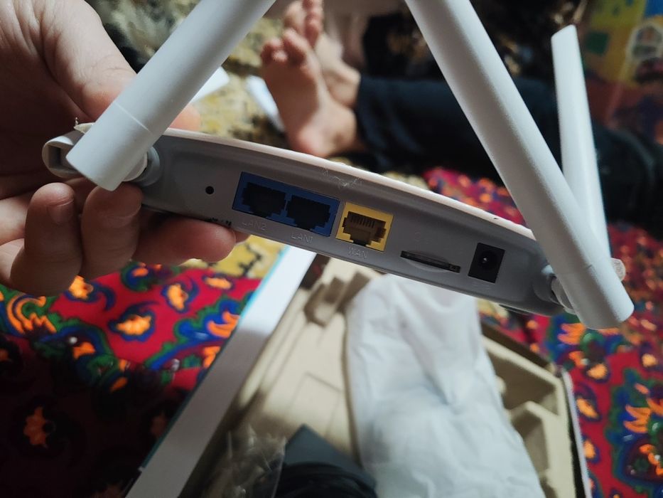 Wifi router sim kartalik hamma simlarga tushayapti