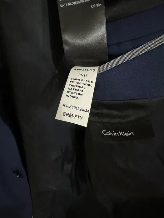 Costum Calvin Klein original marimea L