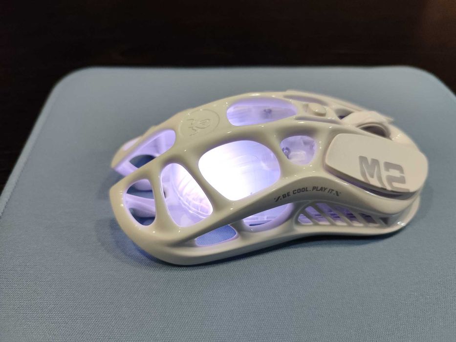 Продам мышку GravaStar Mercury M2 White