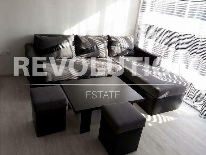 Дава се под наем Двустаен апартамент в Варна, Аспарухово - 55 кв.м за 325 € - Снимка #1