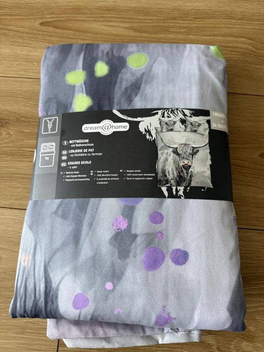 Два спални комплекта - Нови