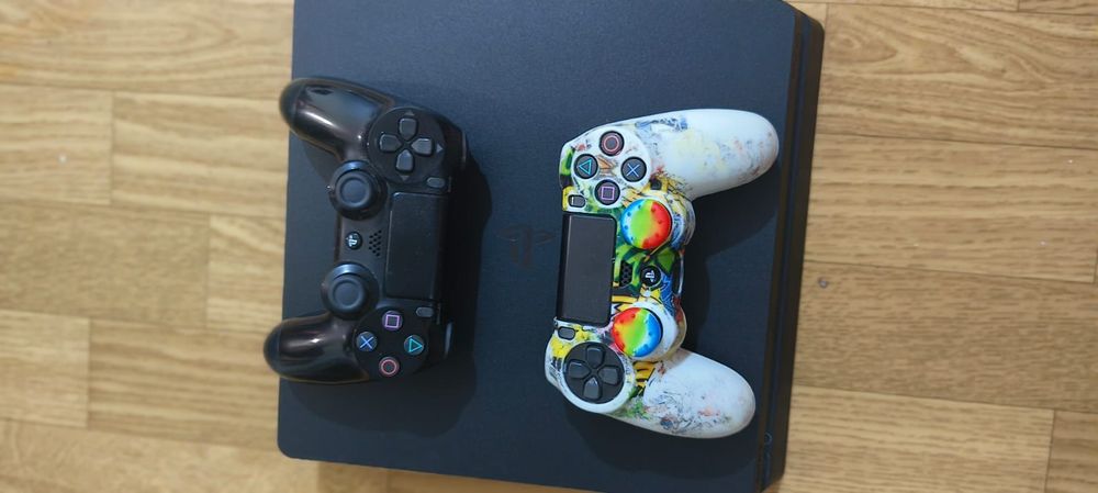PlayStation 4 с играми