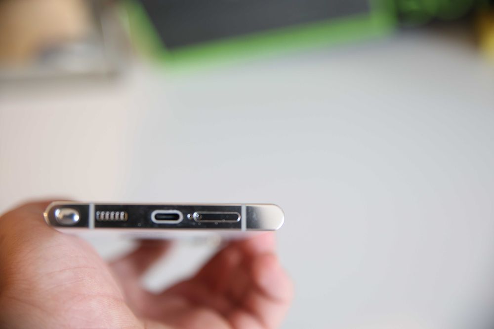 Samsung Galaxy S22 Ultra 5G Dual Sim + eSim - 256GB - 12 GB RAM - Phantom White