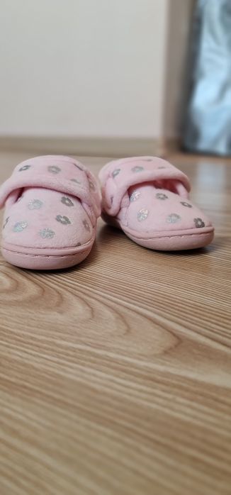 Бебешки обувки, ботушки и маратонки