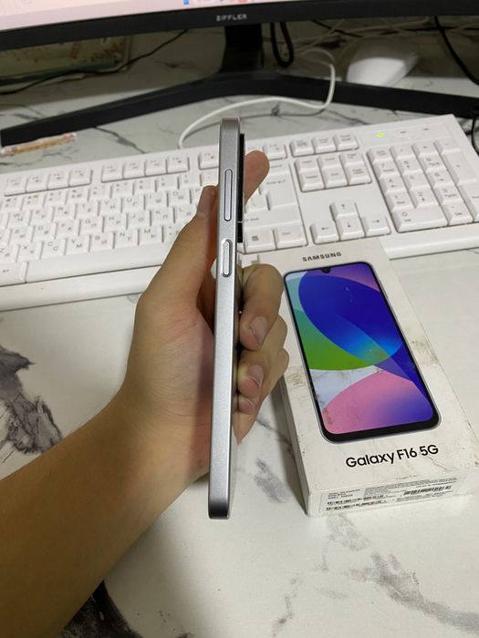 Samsung F16 5G, Самсунг Ф16