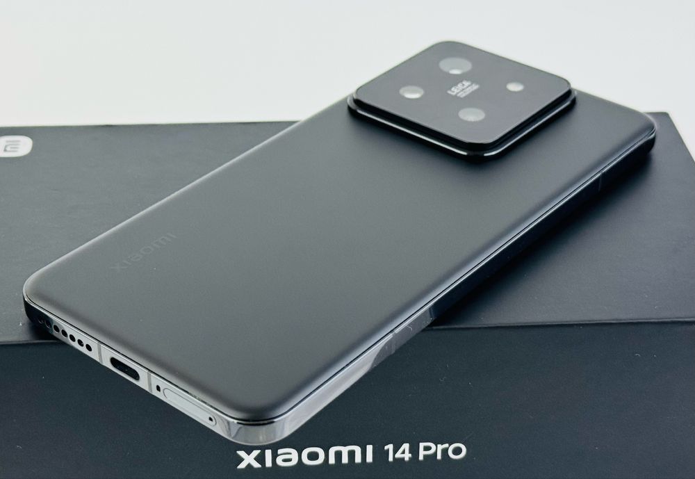 КАТО НОВ! Xiaomi 14 Pro 256GB 12RAM Black Гаранция!